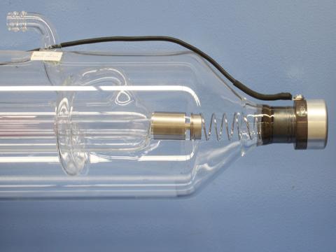 Notes for laser tube installation and maintenance of cnc co2 laser cutting engraving machine?