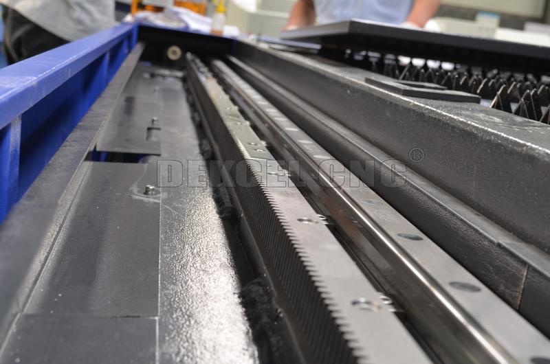  fiber laser cutting machine guide rails