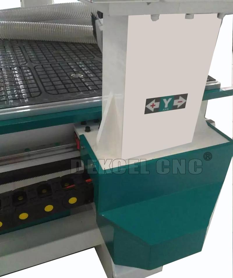 Cnc cutting machine for wood strong body