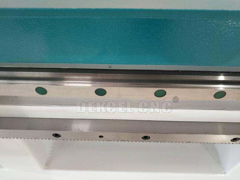 Economic ATC cnc router spindle square rails