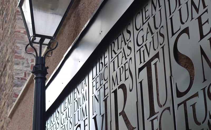 Cnc plasma cutter for Cut Facades