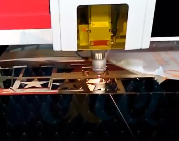 DEK 2513E metal fiber laser cutting machine 500W.jpg