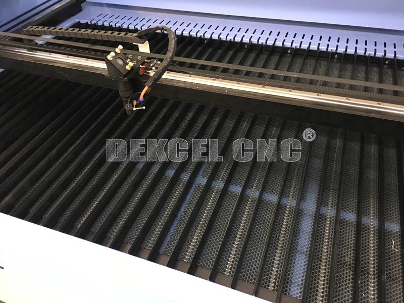 cnc laser cutter with blade cutting table