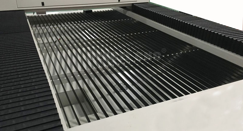 Reci CO2 150W auto-follow metal cutting machine knife blade