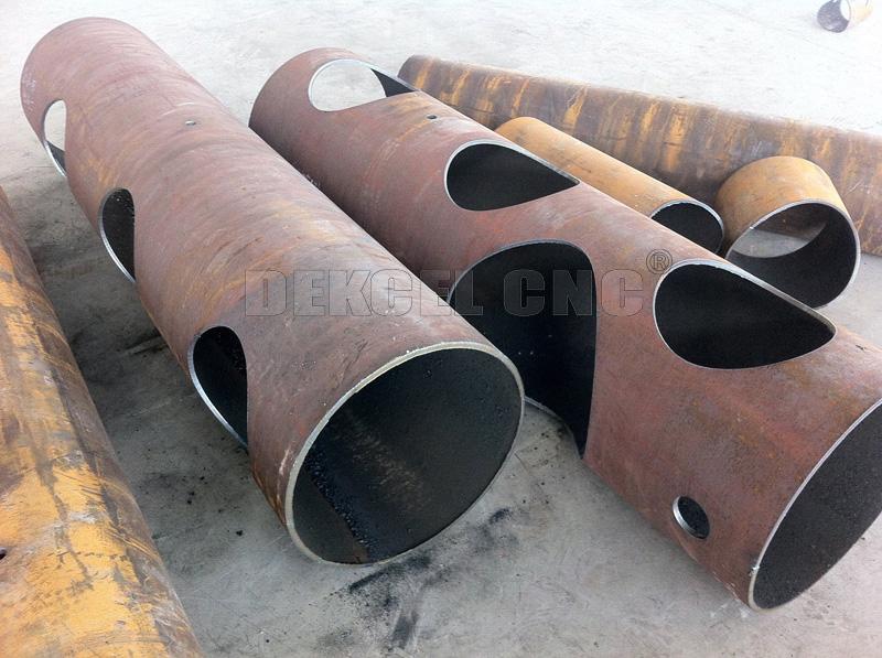 metal pipe cutting sample by dekcel plasma cutter machinery