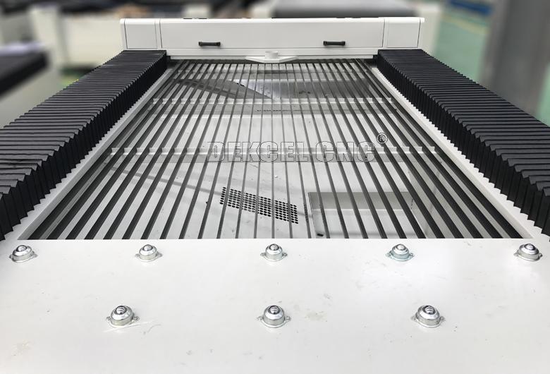 co2 cnc laser knife cutting table