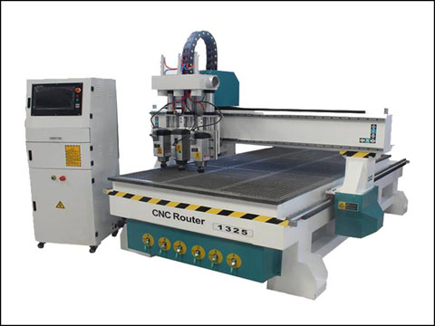 five major characteristics of cnc router wood cutting machine