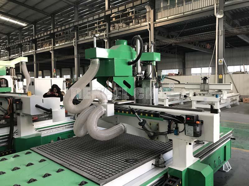 auto unloading system for wooden plate processing and unloading.jpg