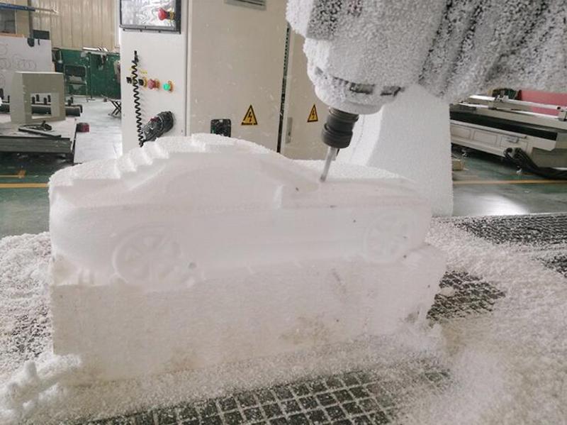 4 axis foam mould engraving router.jpg