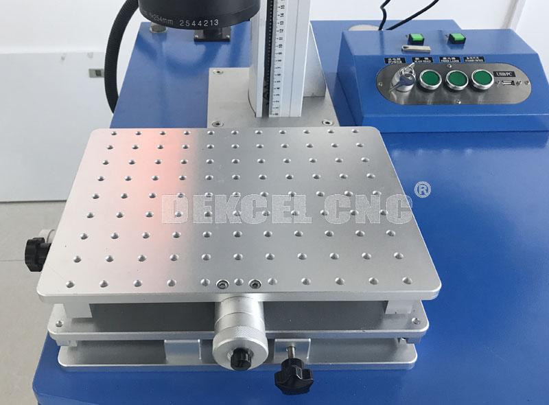 2D dimension laser marking aluminium table.jpg