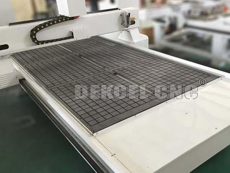 1325 vacuum table woodworking cnc router.jpg