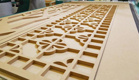 wood carving cnc router with two heads.jpg