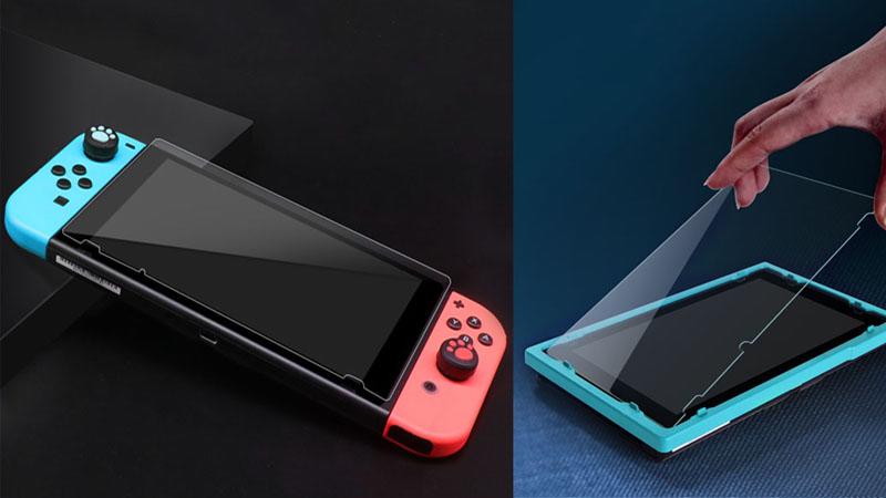 game console screen film cutting machine