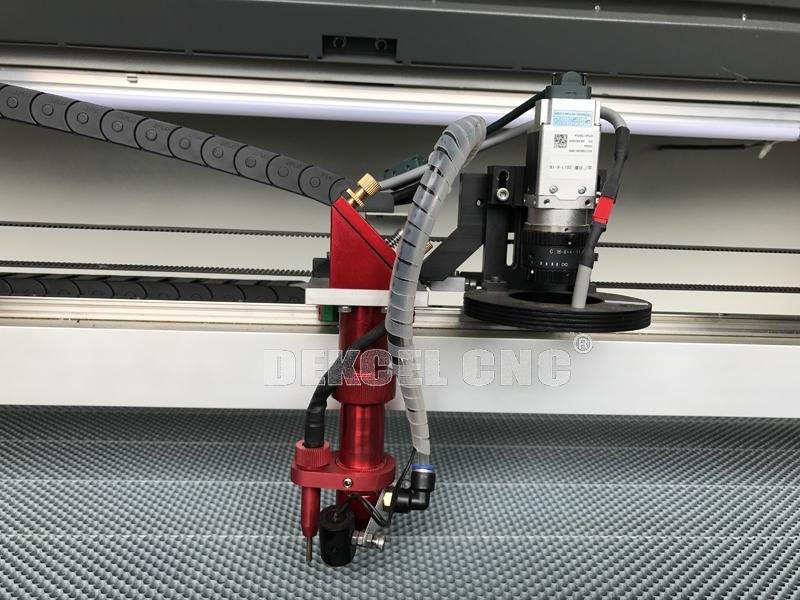 visual contour cutting CCD camera.jpg