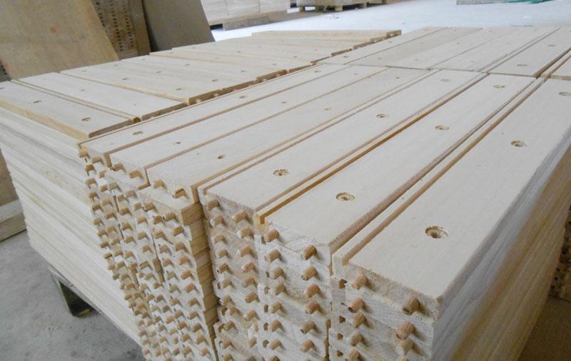 cnc router cutting wood 