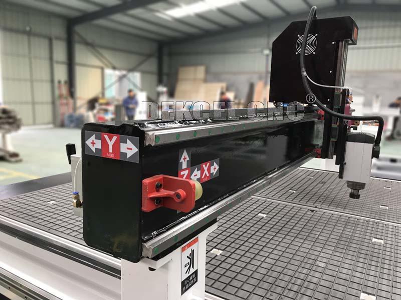 2030 acrylic engraving router with hiwin guide rail