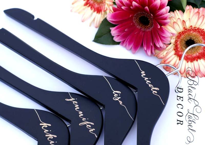 cloth hanger marking machine sample.jpg