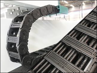 German igus Cables & Chain