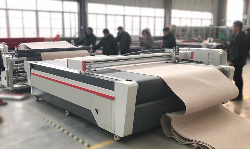 auto feeding conveyor fabric leather cutting machine