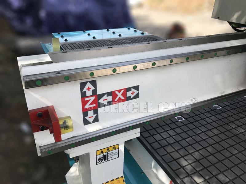 square rails of furniture cnc router machine 