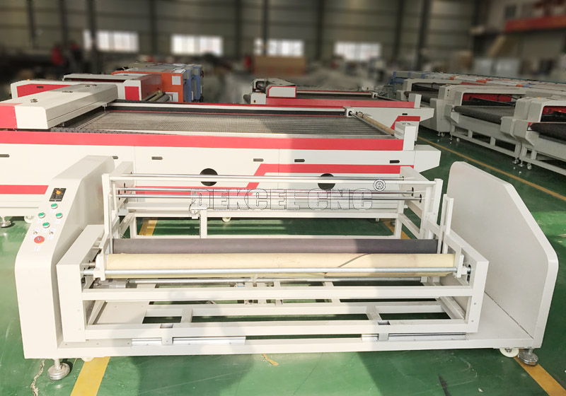 leather auto feeding system of knife cutter