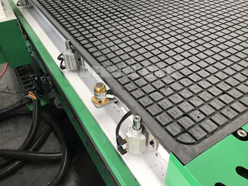 positioning cylinder and tool senser for wooden processing router.jpg