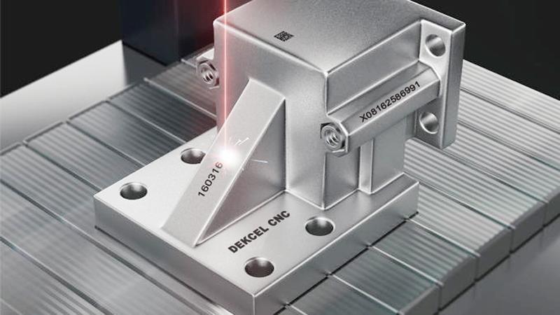 different heights auto focus laser marking machine