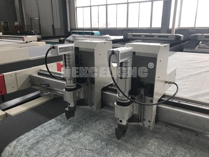 round tool oscillation cutting machine